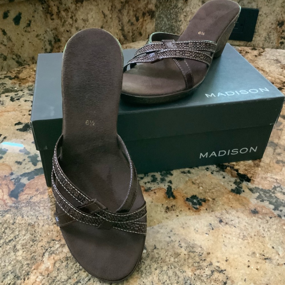 Madison Ladies Chocolate Brown Italian Sandals Size 6.5